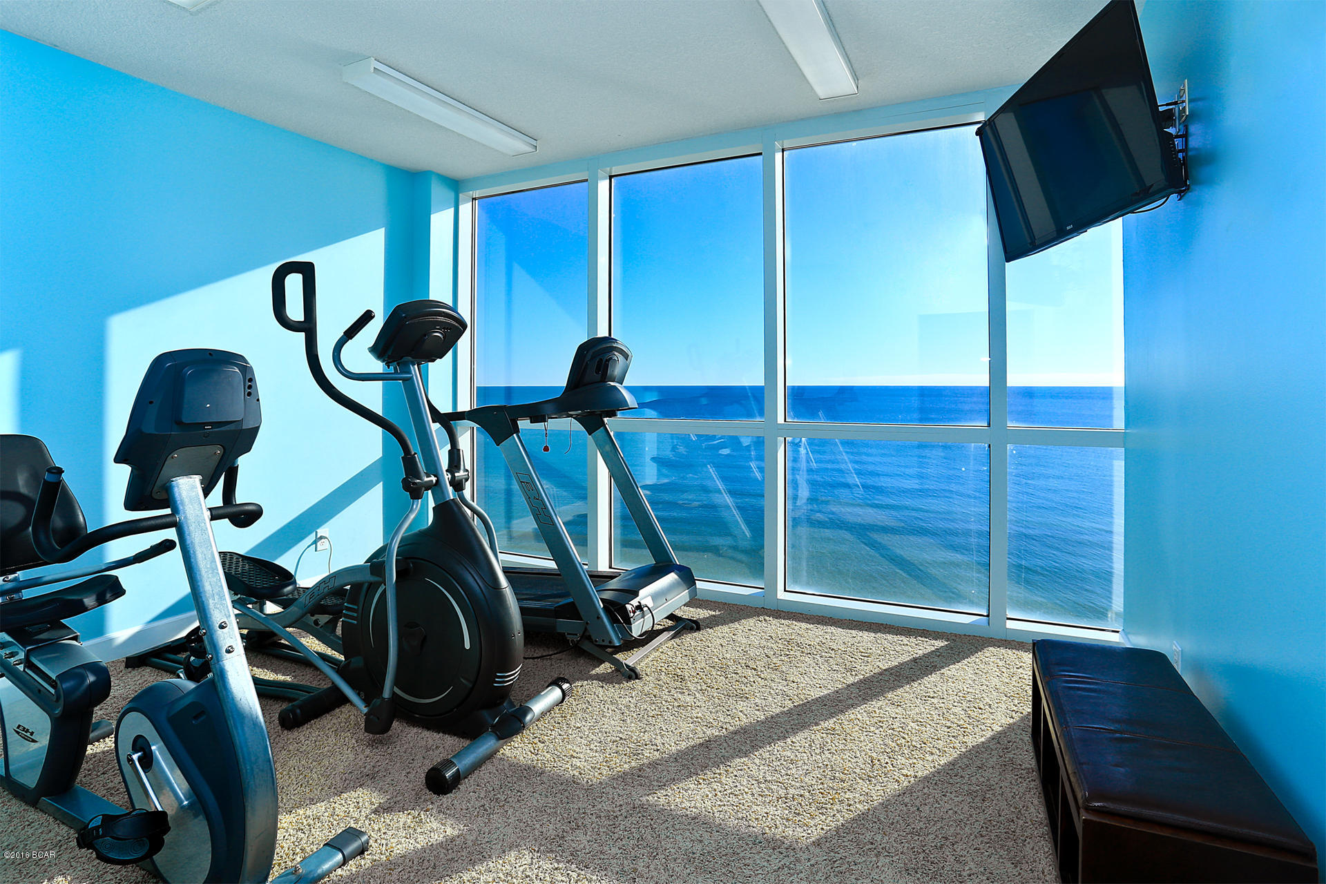 Tropic Winds - Residential