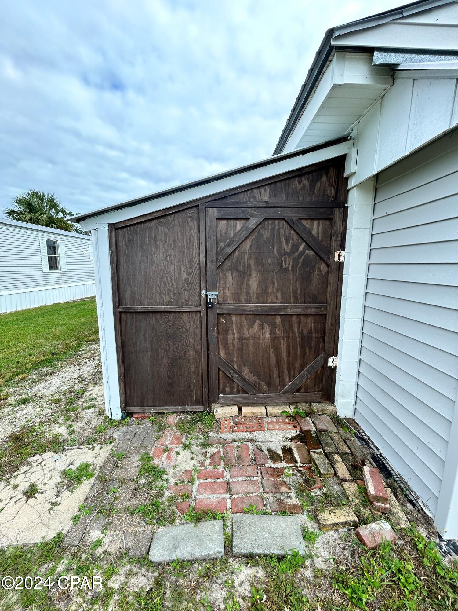 [No Recorded Subdiv] - Residential Lease