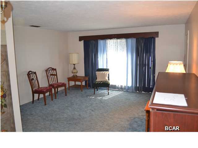 Hentz 1st Add Unit B - Residential