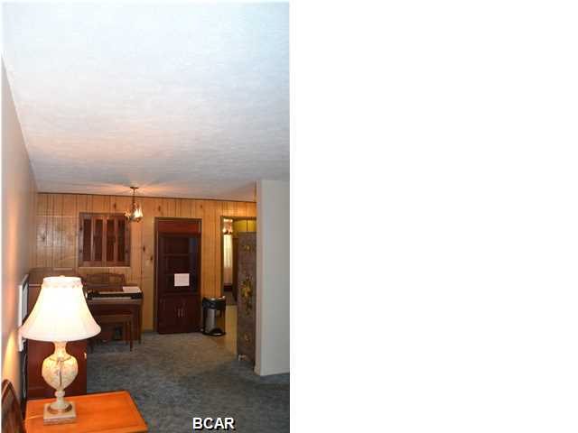 Hentz 1st Add Unit B - Residential