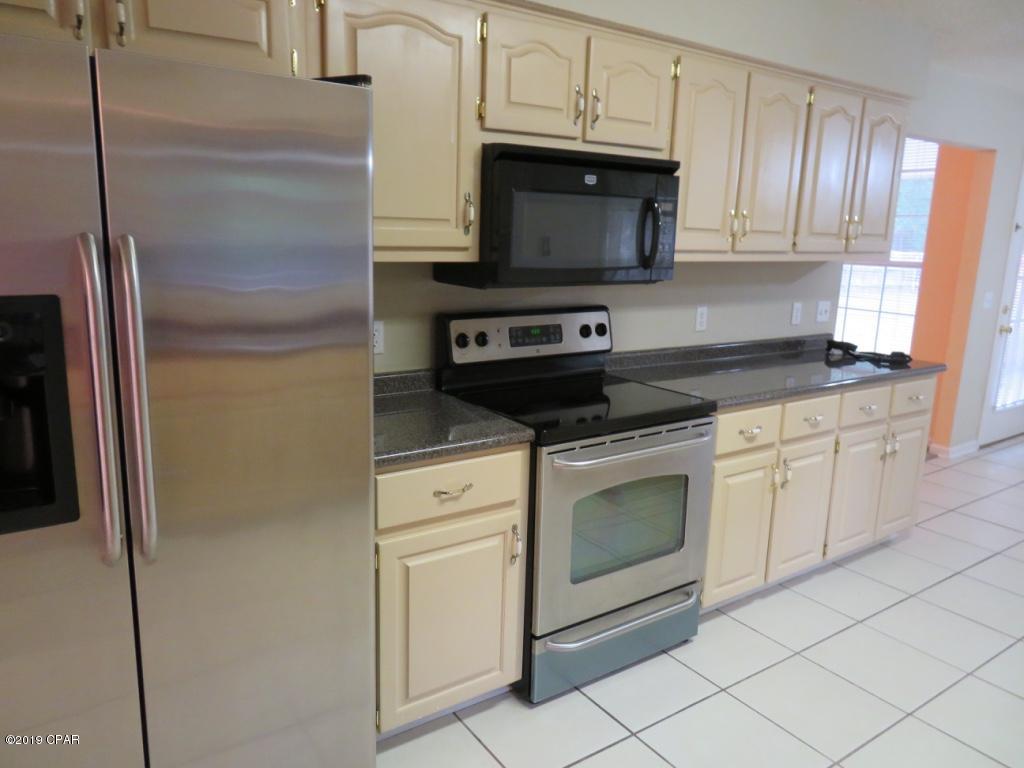 Colonial Est. - Residential