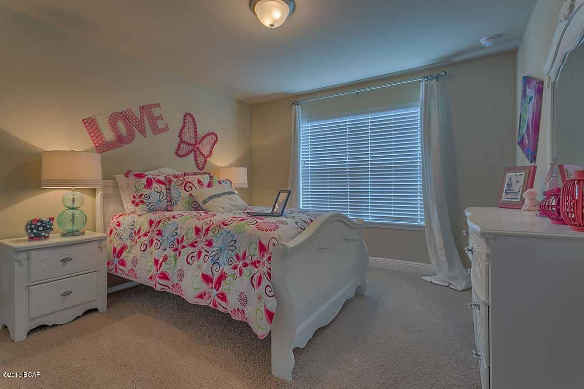 Magnolia Bay Club - Residential