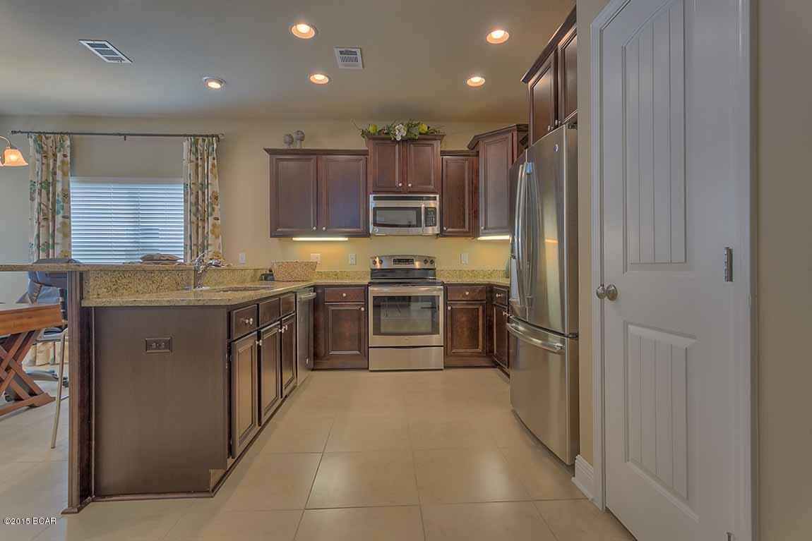 Magnolia Bay Club - Residential