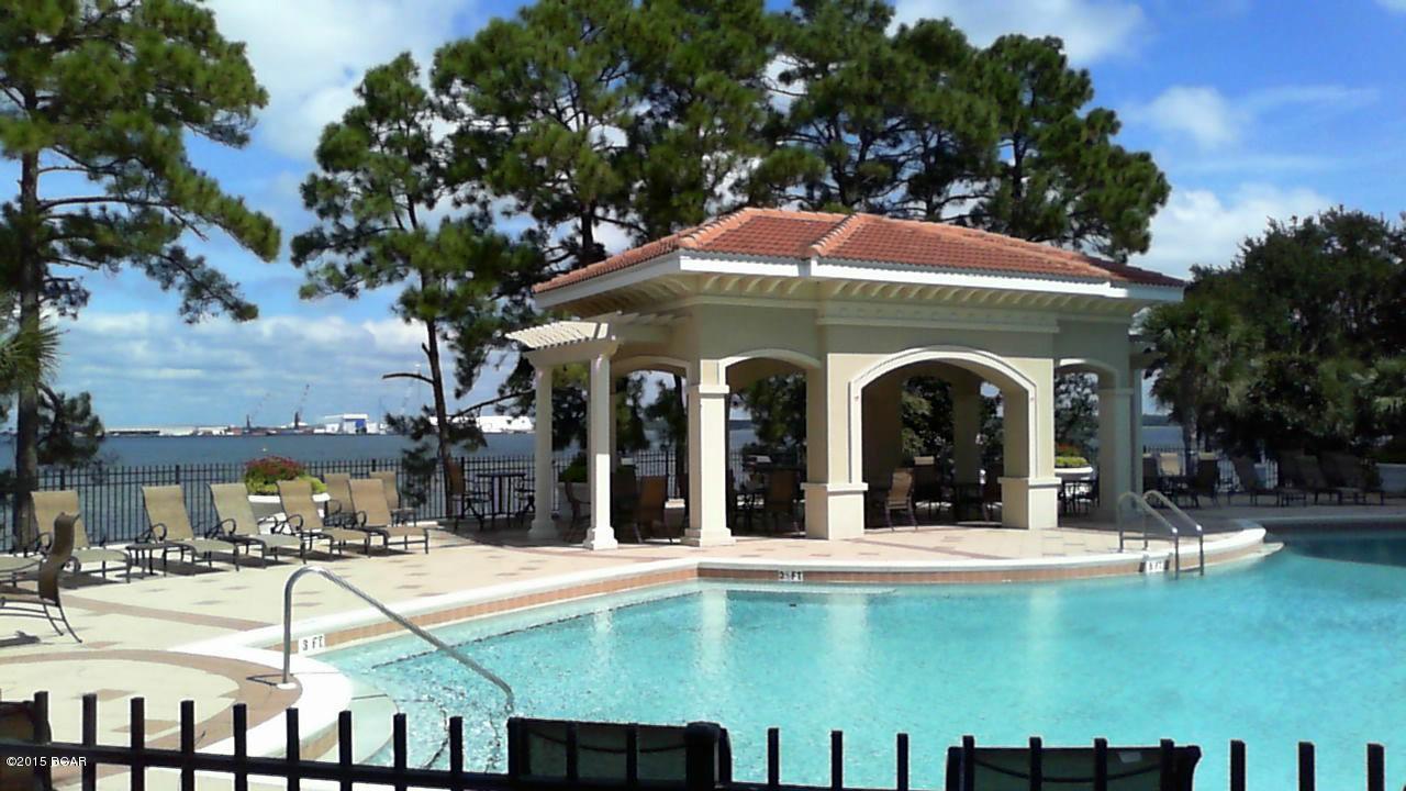 Magnolia Bay Club - Residential