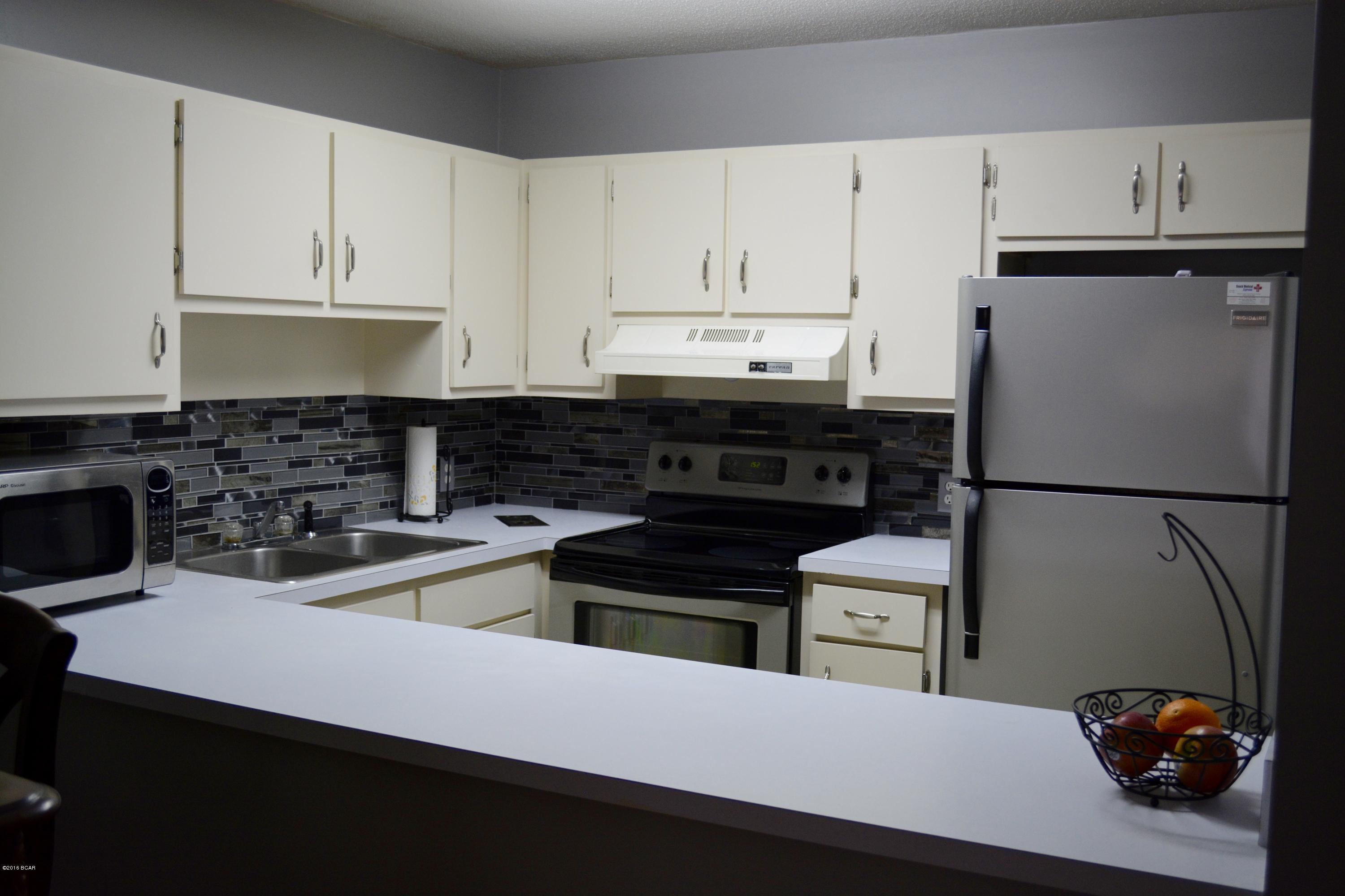 Bay Point Harbour Villas - Residential