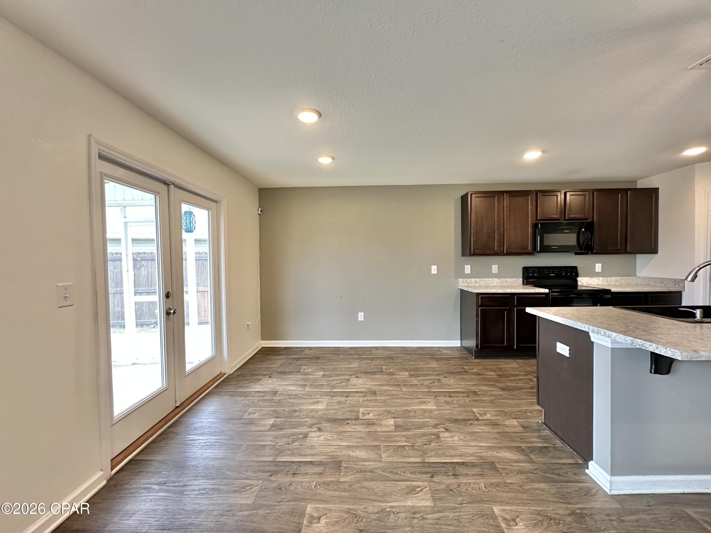 Fanning Bayou - Residential