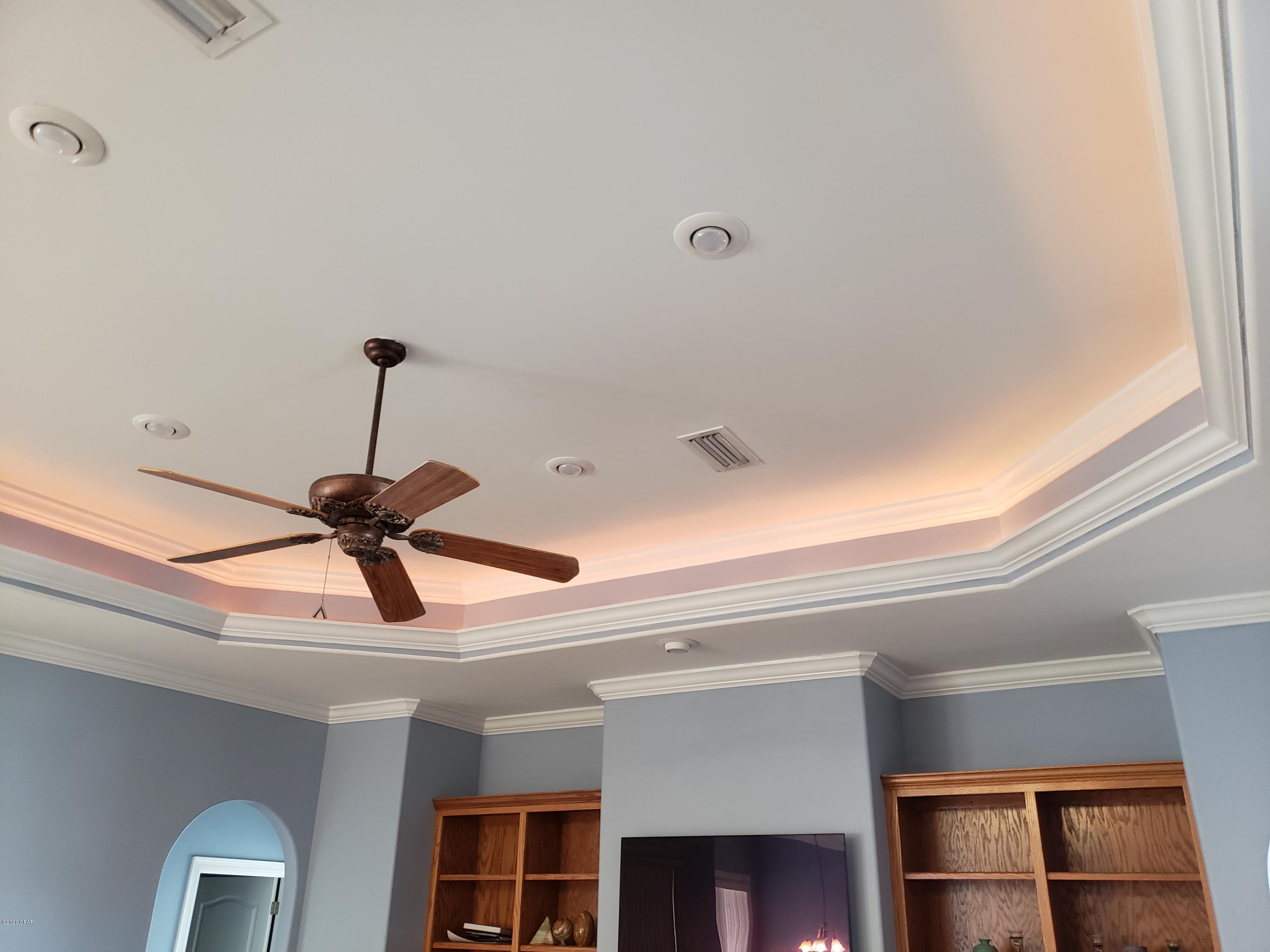 Kirkland Manor - Residential