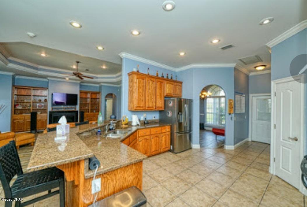 Kirkland Manor - Residential