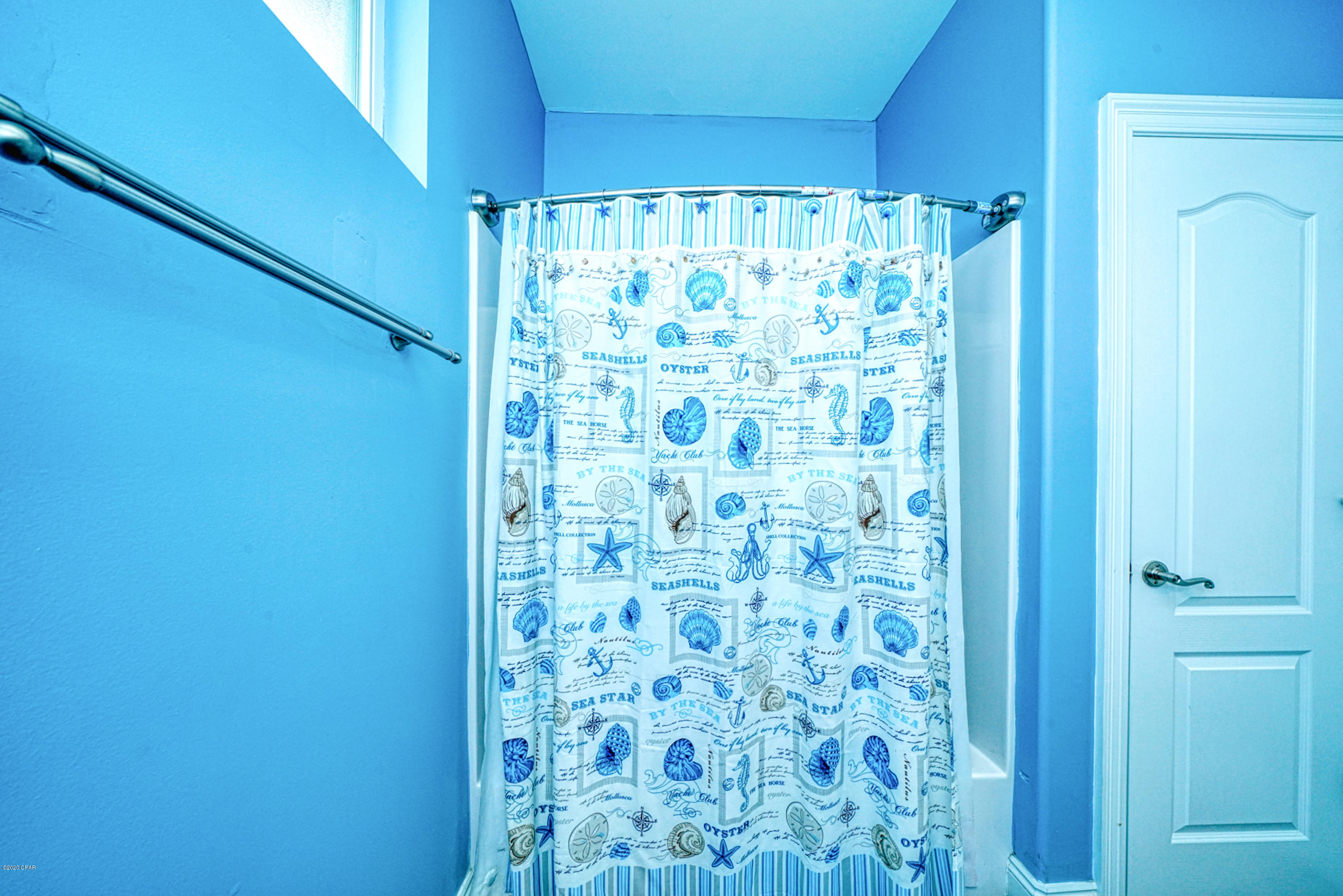 Kirkland Manor - Residential