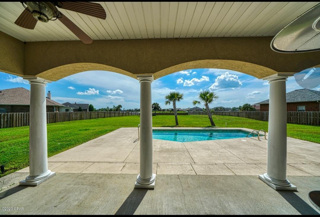 Kirkland Manor - Residential