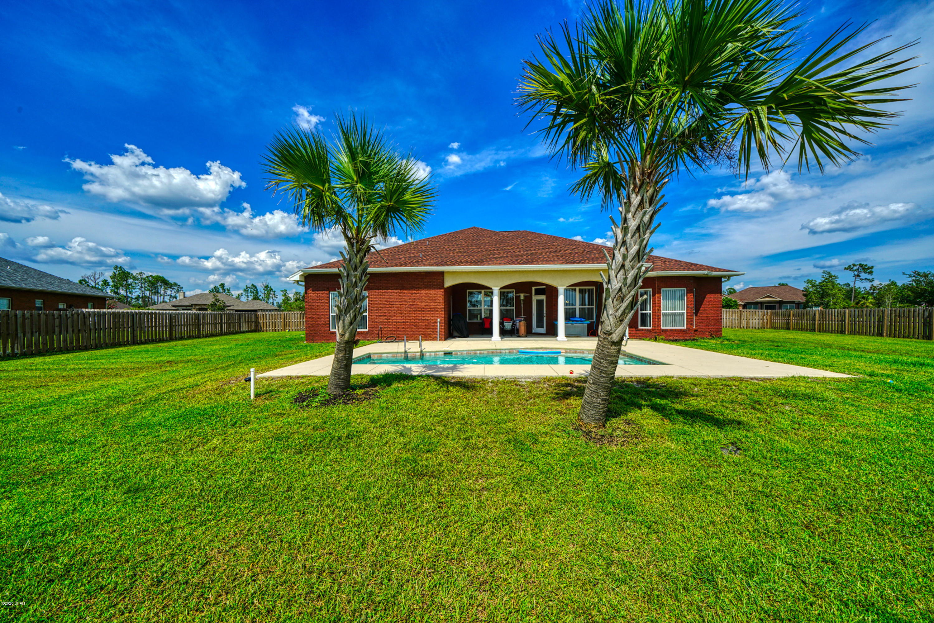 Kirkland Manor - Residential