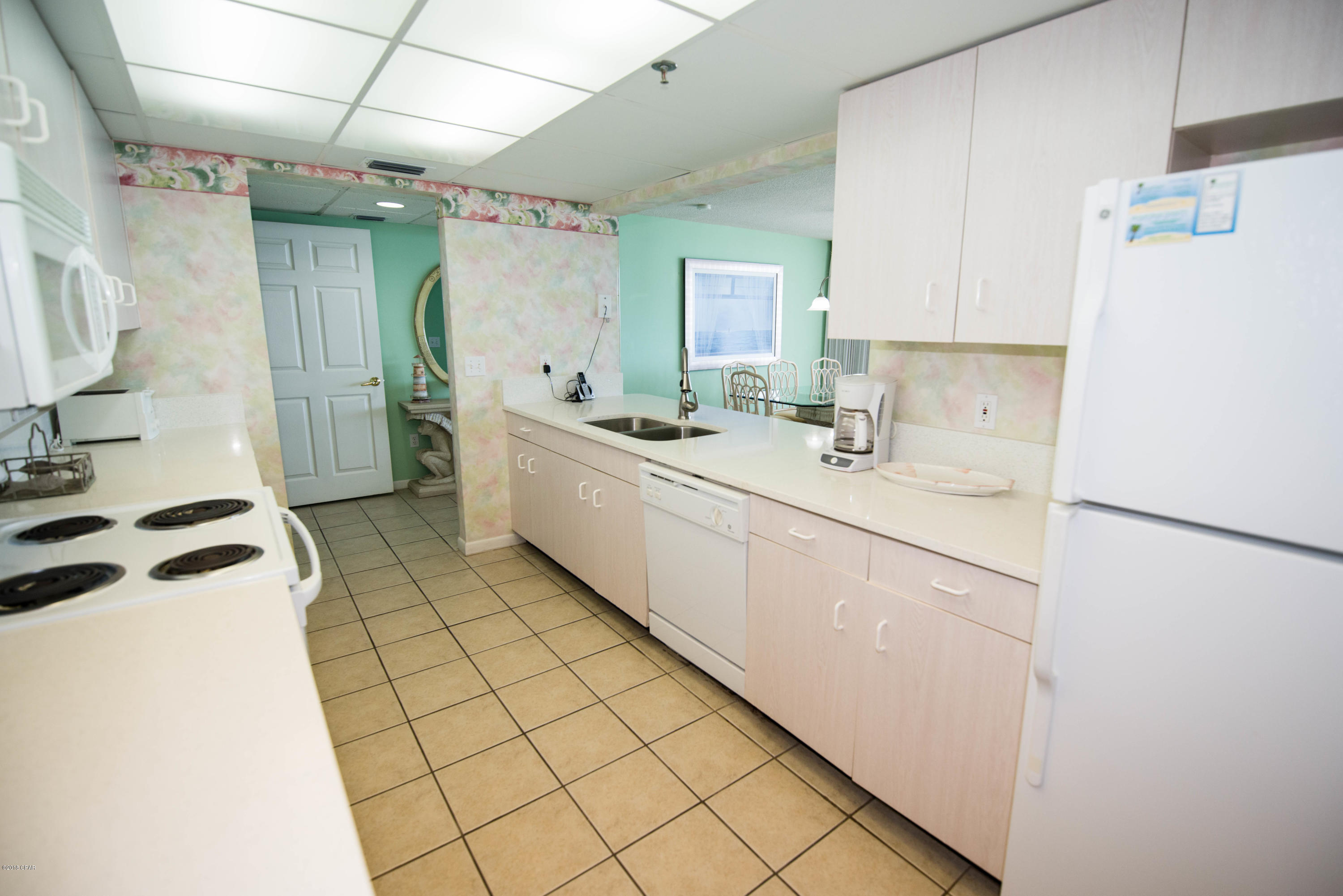 Long Beach Towers III - Residential