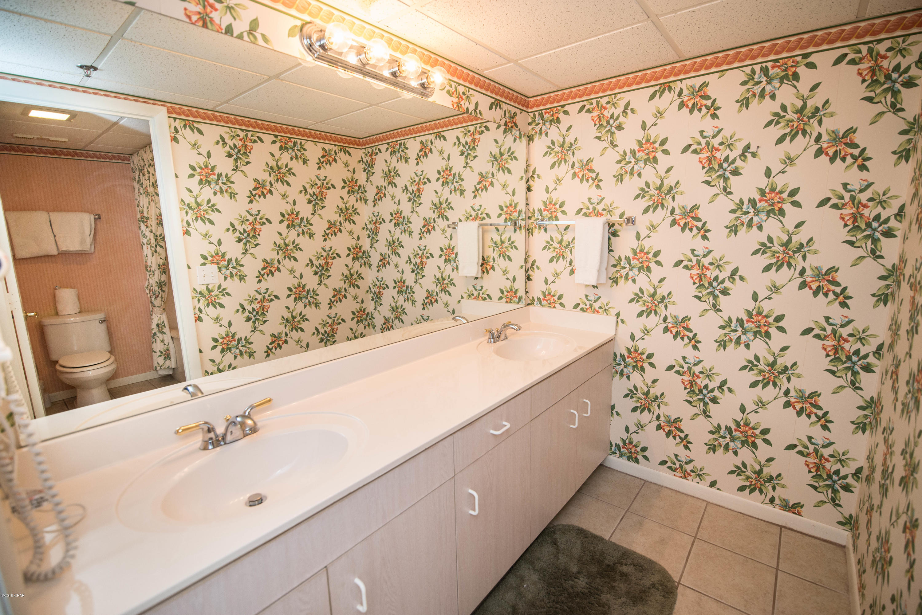 Long Beach Towers III - Residential