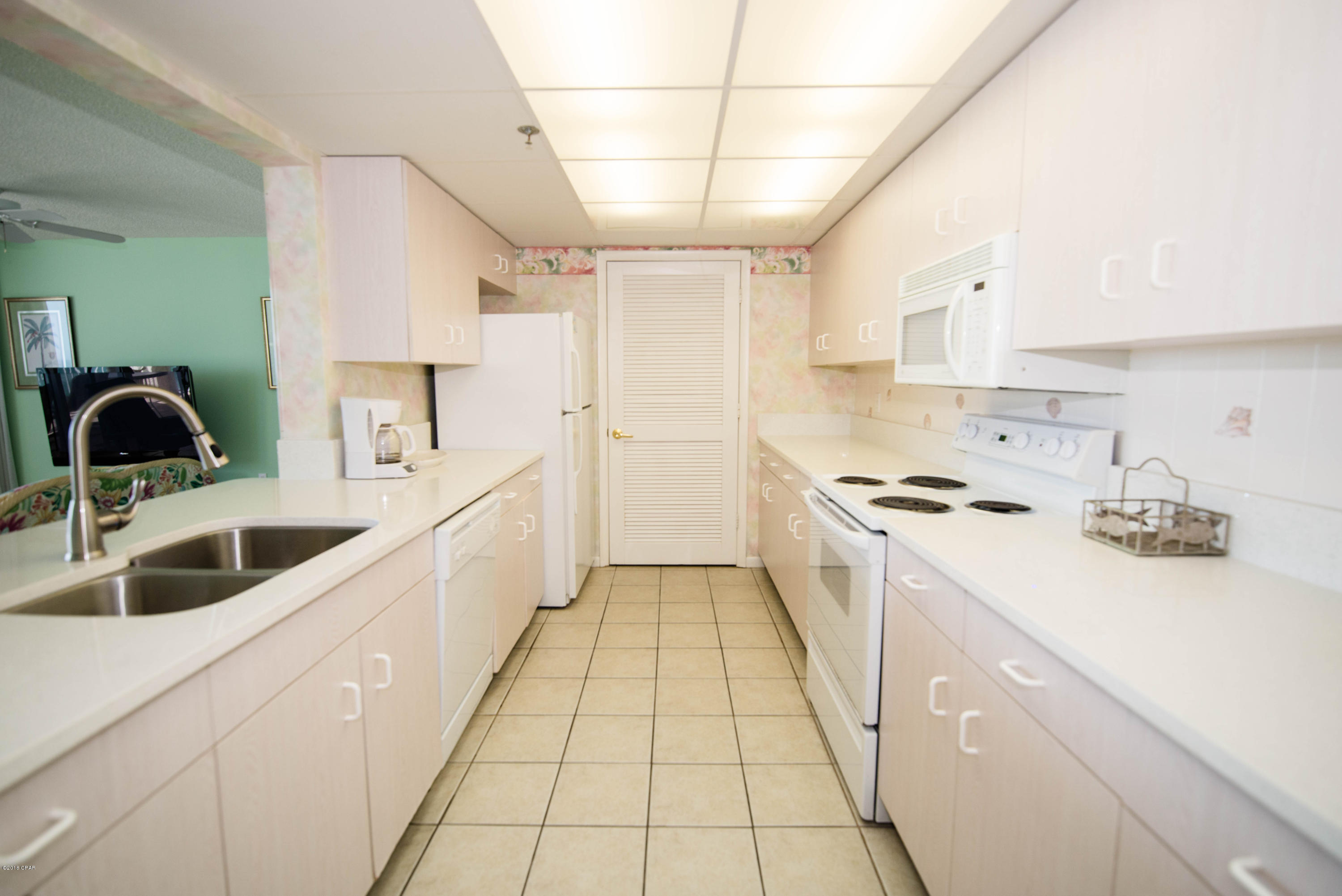 Long Beach Towers III - Residential