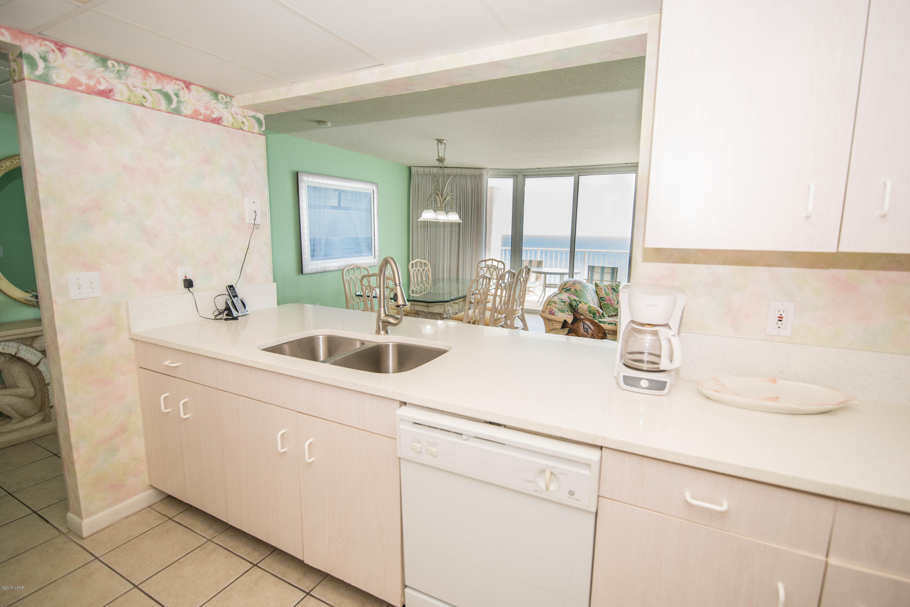 Long Beach Towers III - Residential