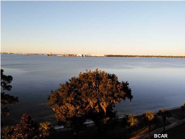 Magnolia Bay Club - Residential