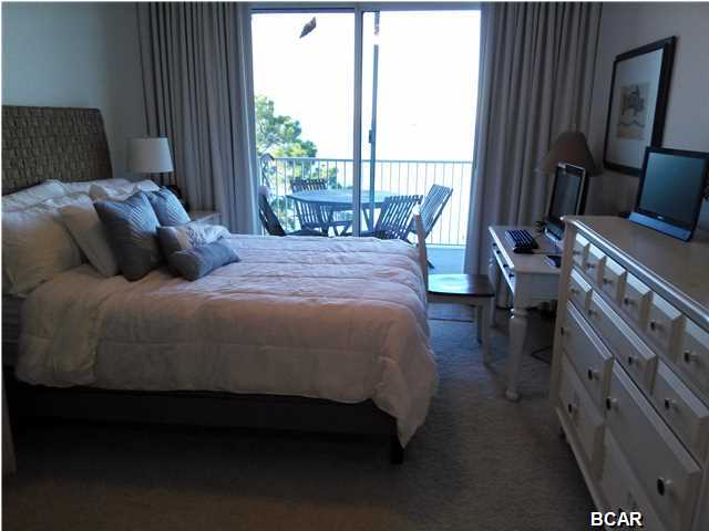 Magnolia Bay Club - Residential