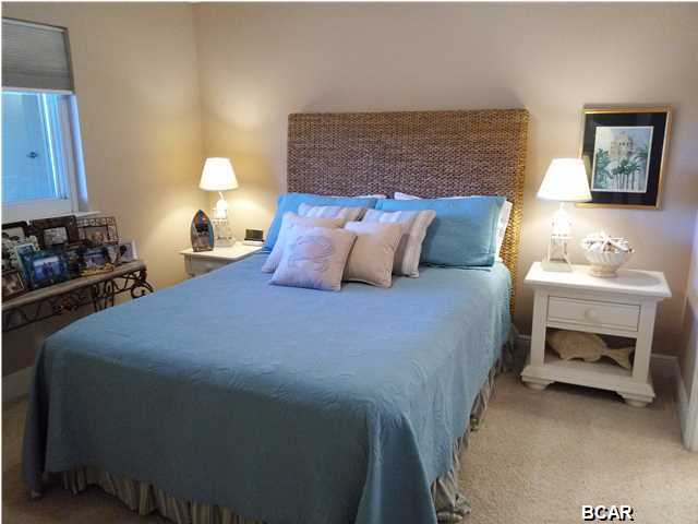 Magnolia Bay Club - Residential