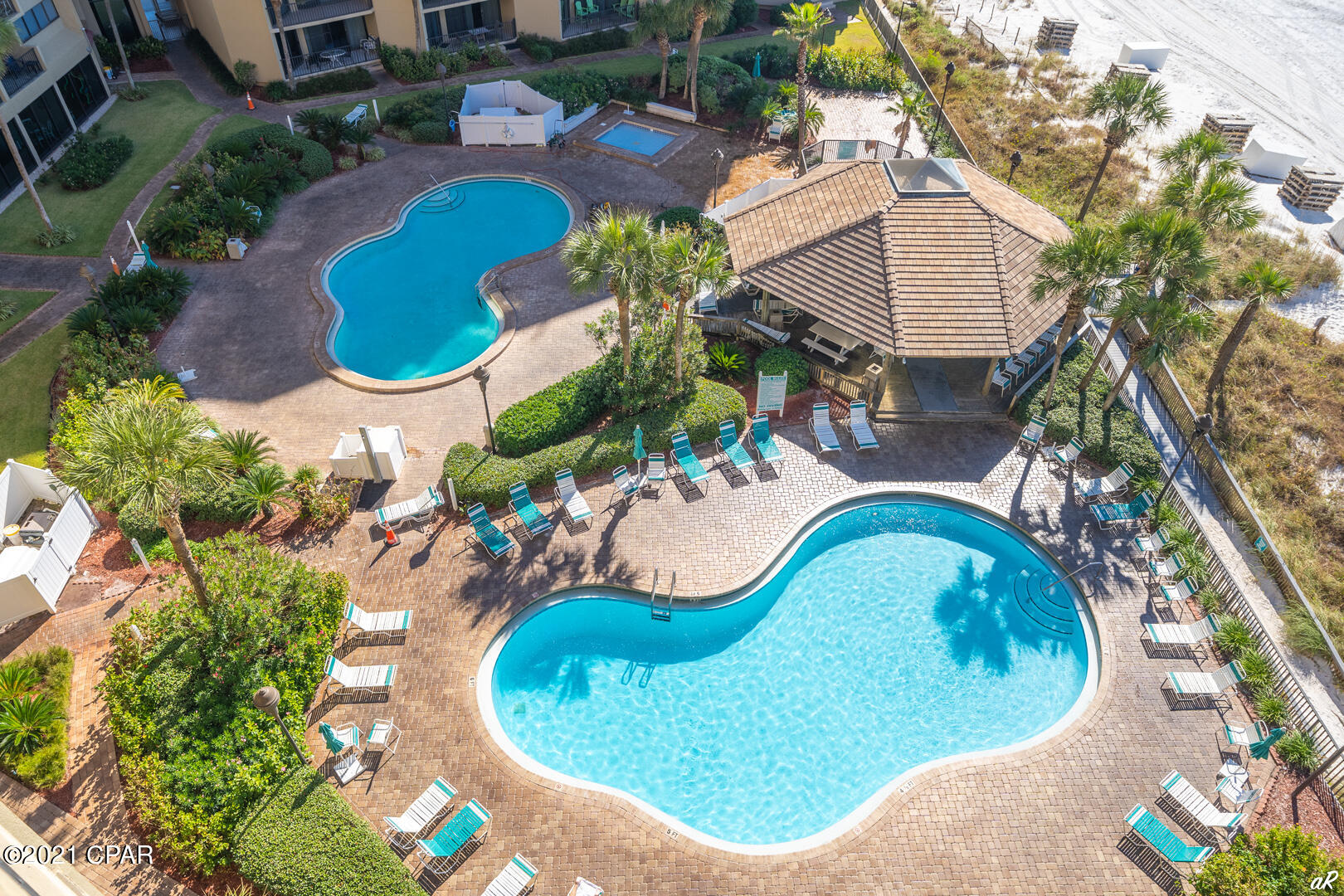 Summerhouse Condo. - Residential