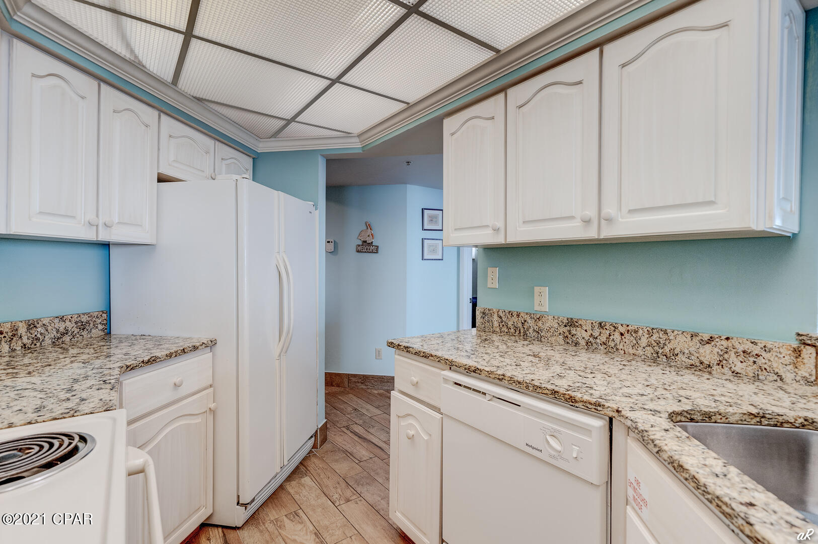 Summerhouse Condo. - Residential