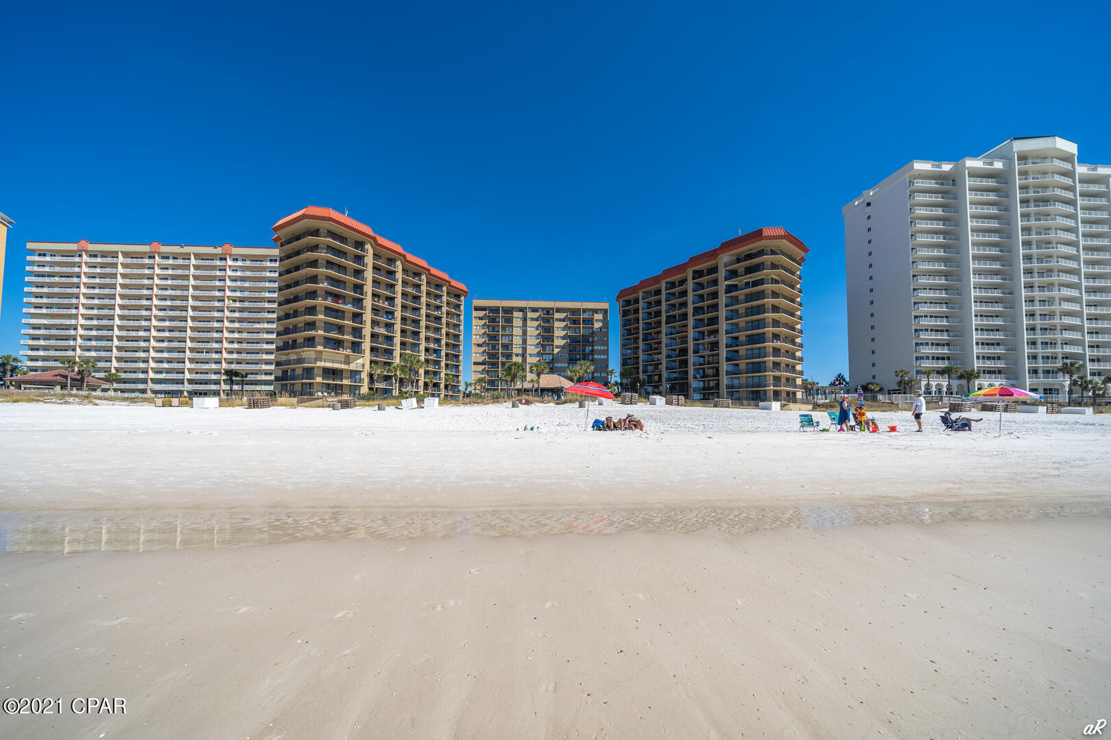 Summerhouse Condo. - Residential