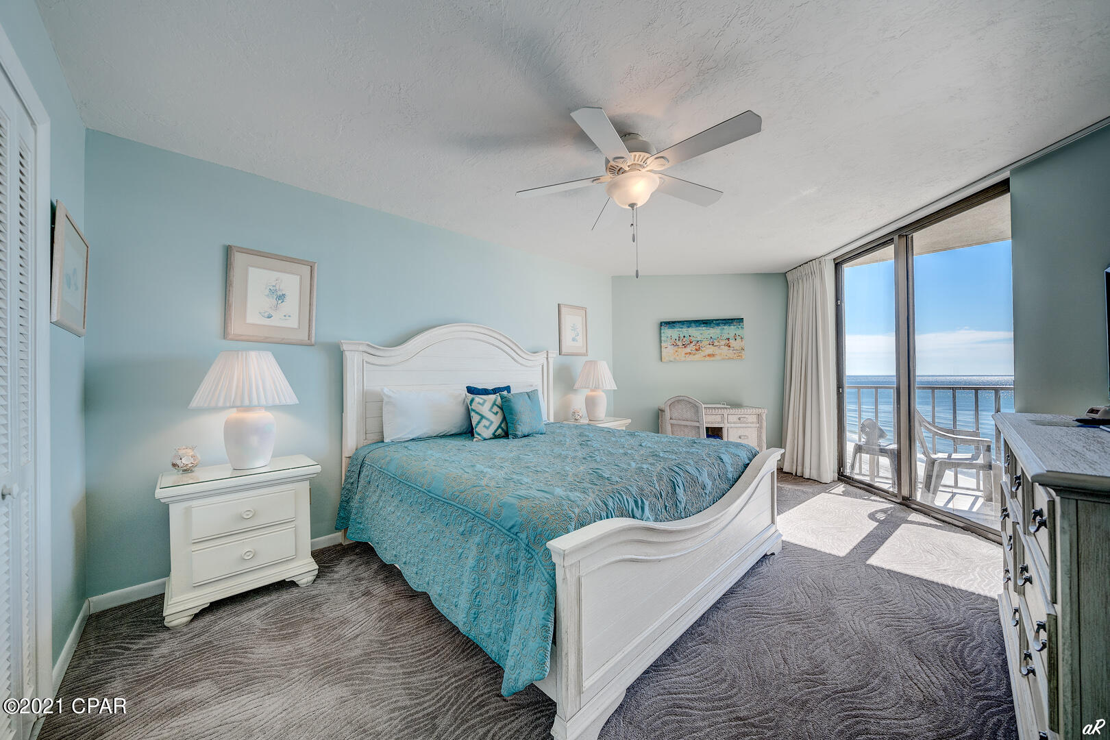 Summerhouse Condo. - Residential