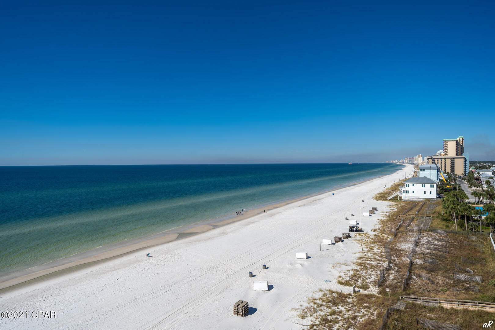 Summerhouse Condo. - Residential