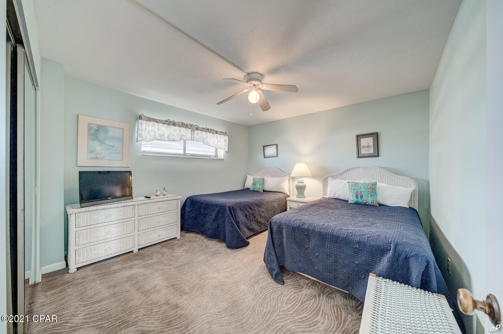 Summerhouse Condo. - Residential