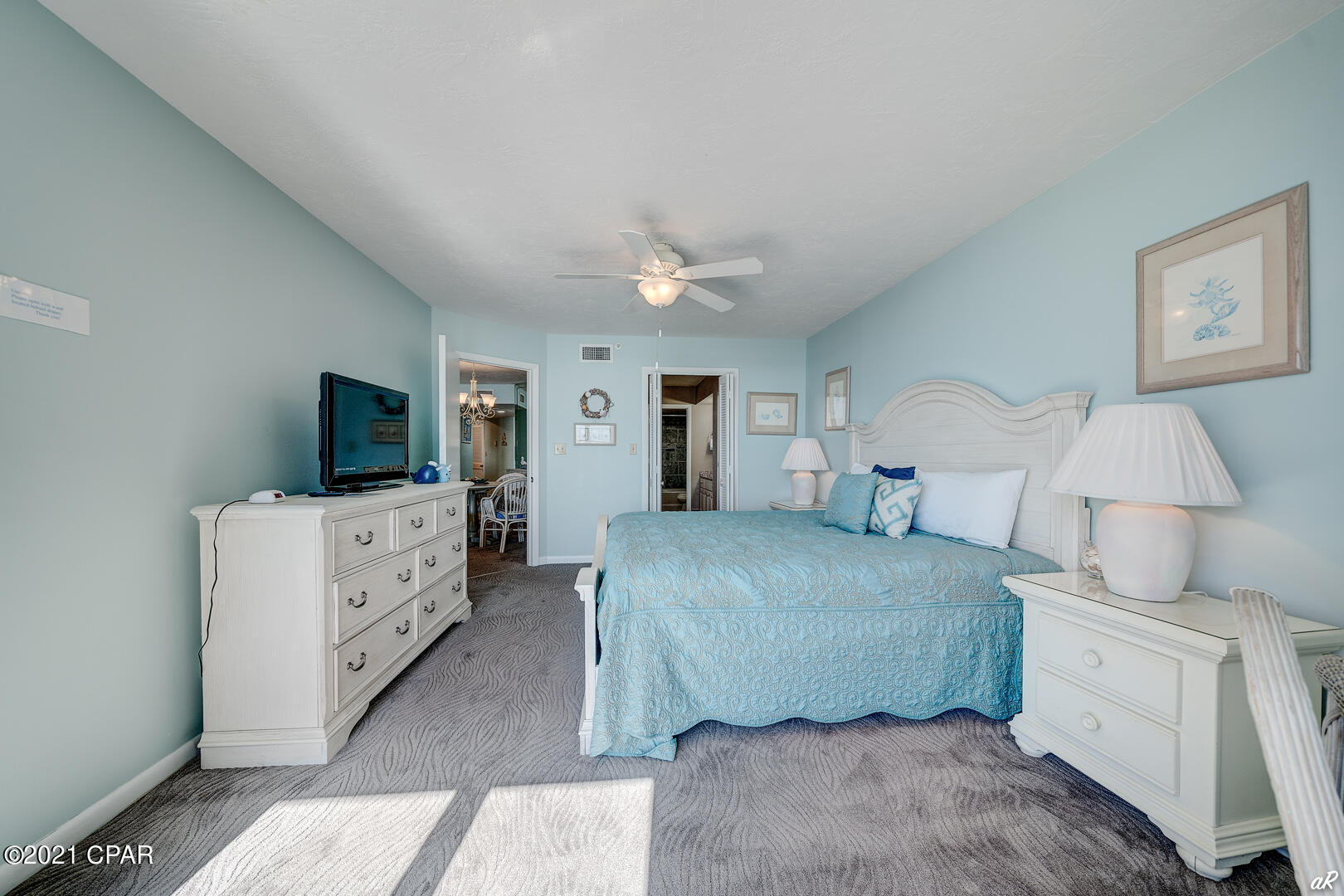 Summerhouse Condo. - Residential