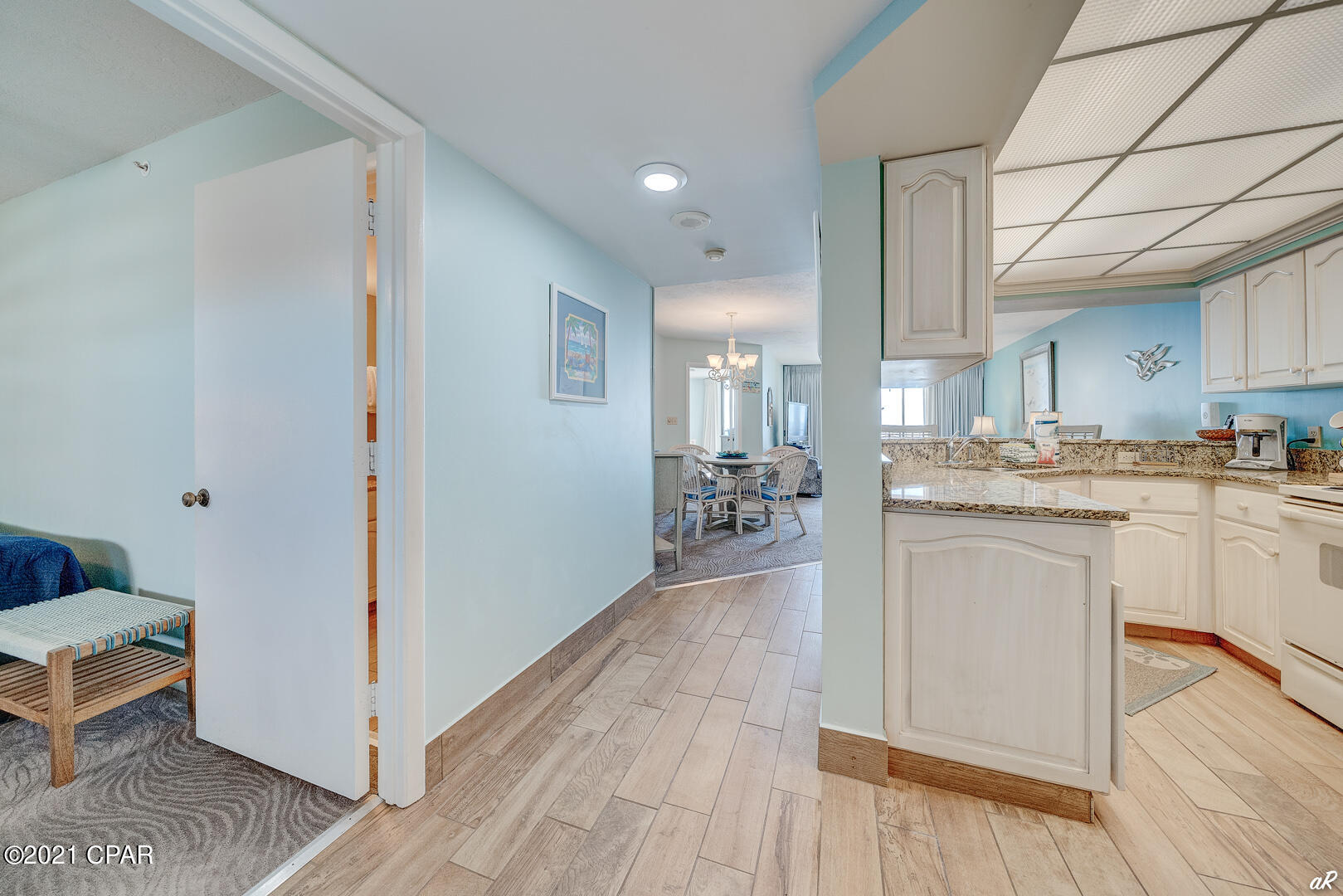 Summerhouse Condo. - Residential