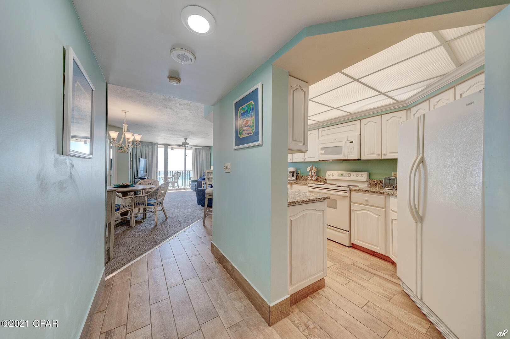 Summerhouse Condo. - Residential