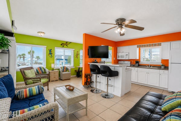 8618 SURF DR # 208, PANAMA CITY, FL 32408 - Image d2ebbf4d76e686689a846949cfed60be/1758068407