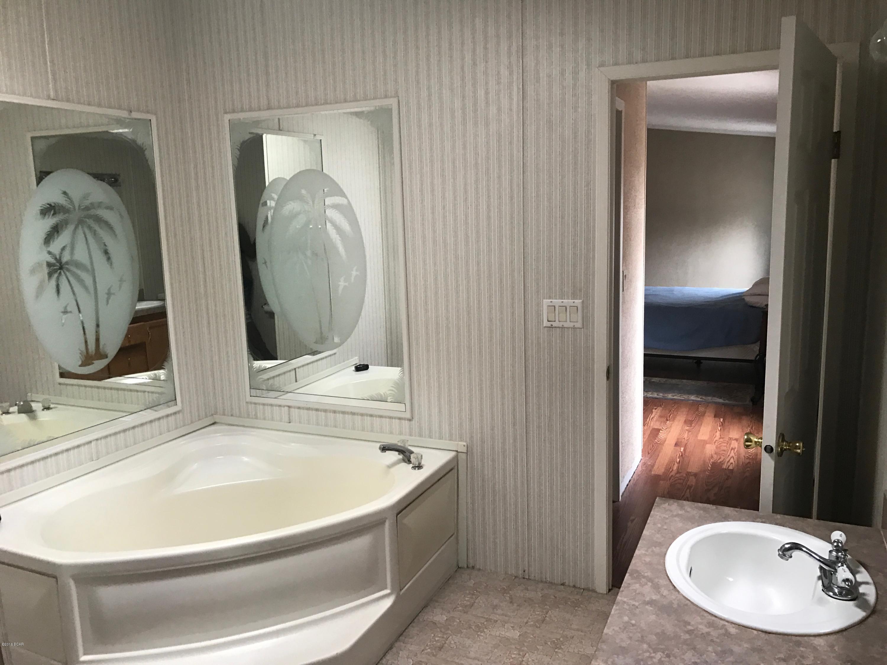 North Lagoon Oaks - Residential