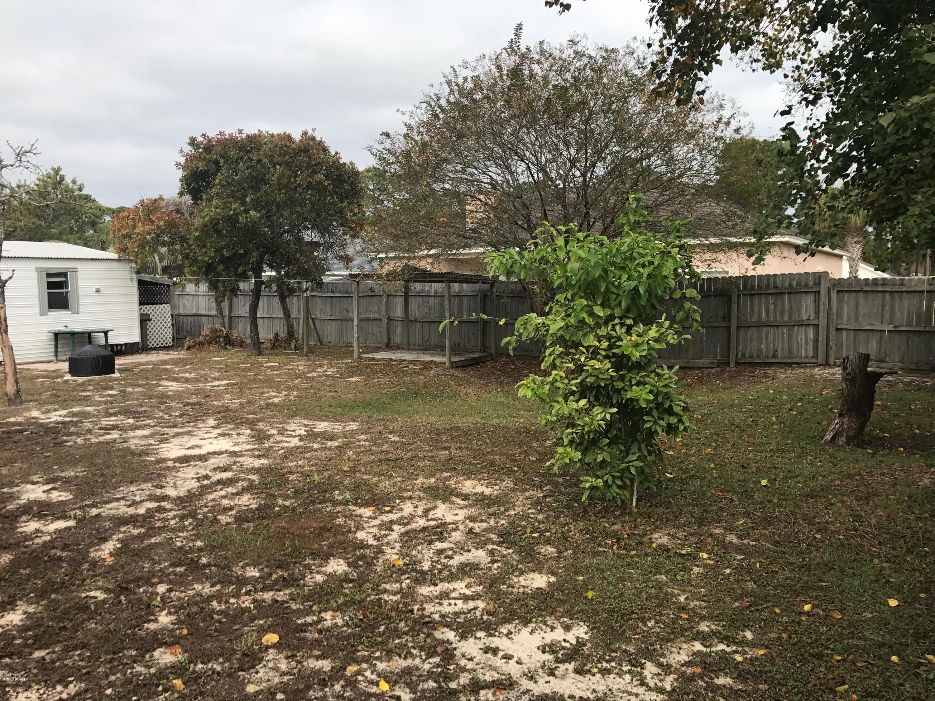 North Lagoon Oaks - Residential