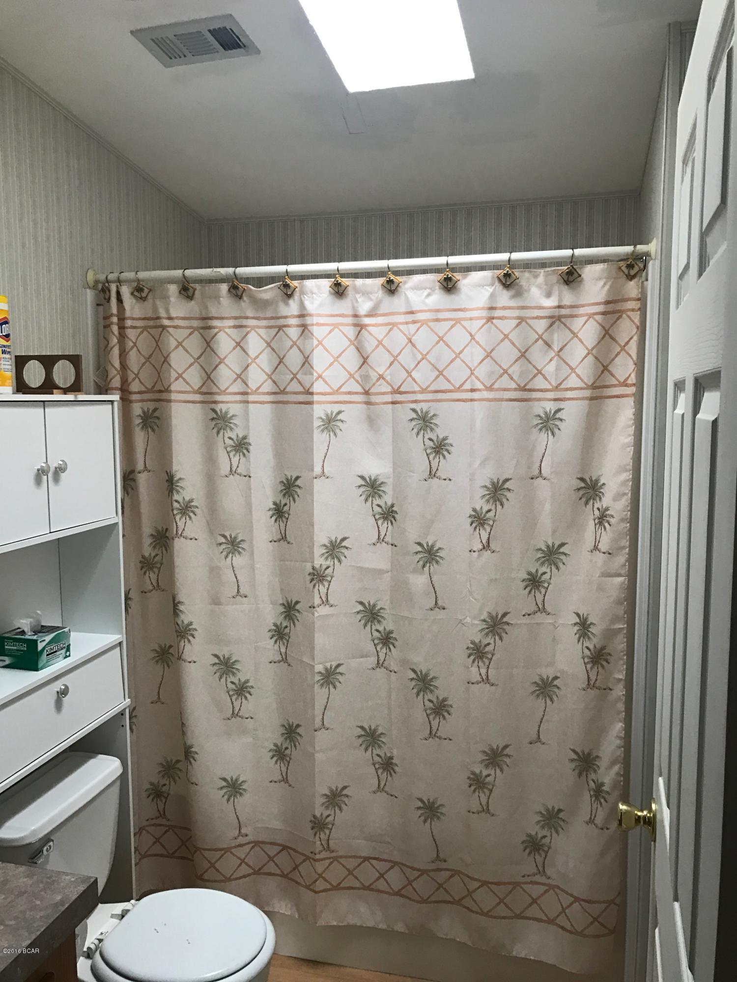 North Lagoon Oaks - Residential