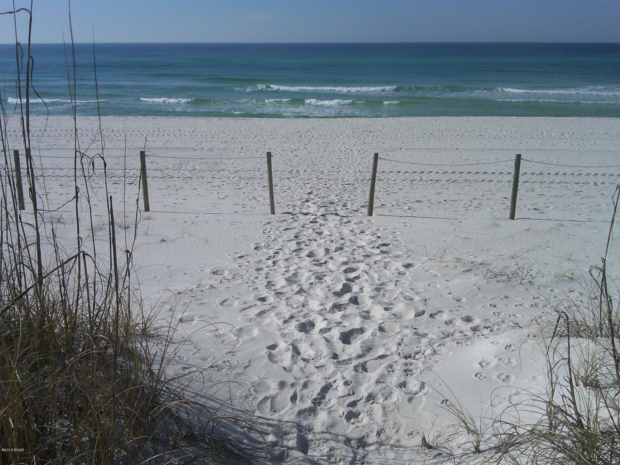 North Lagoon Oaks - Residential