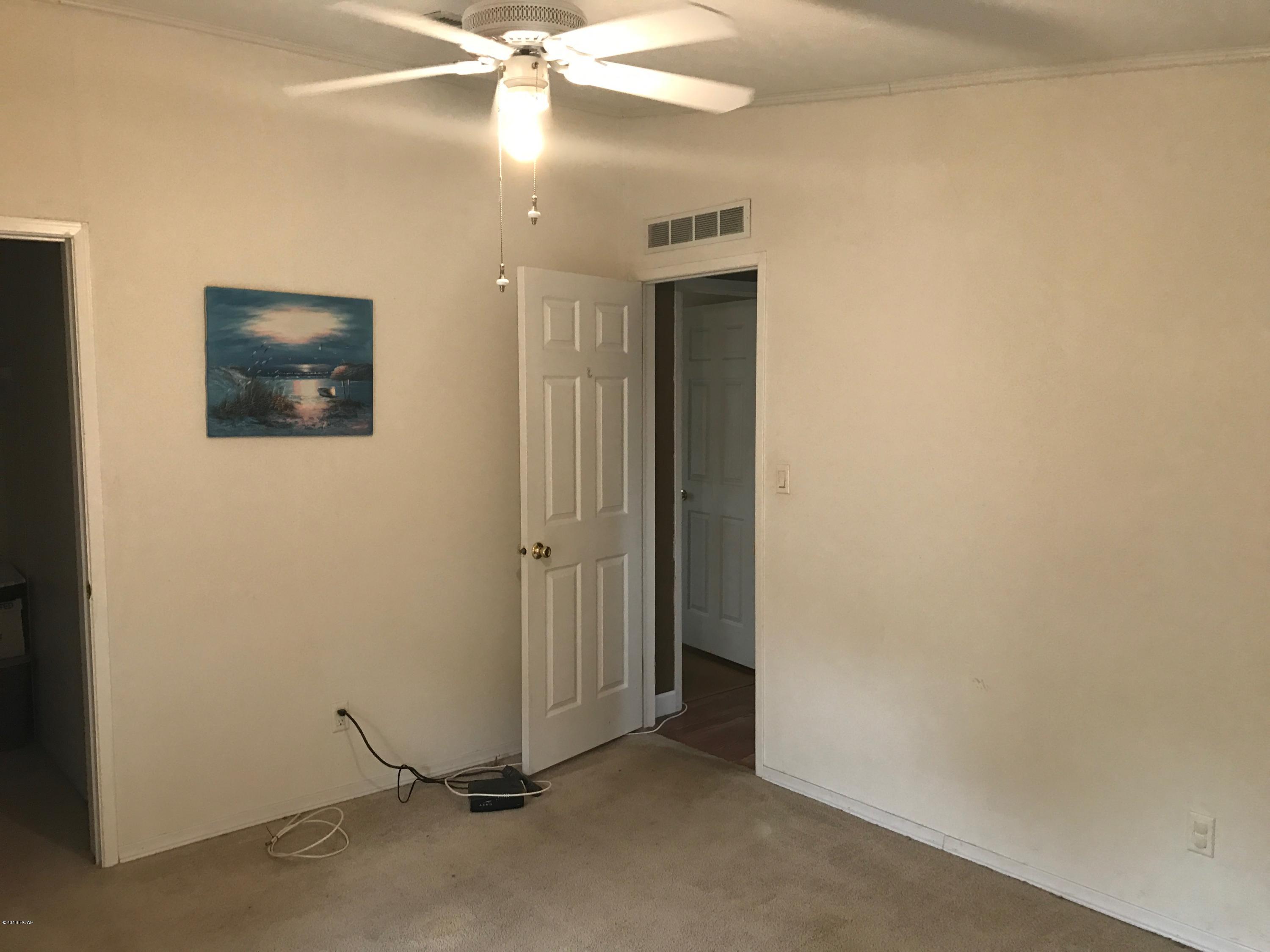 North Lagoon Oaks - Residential