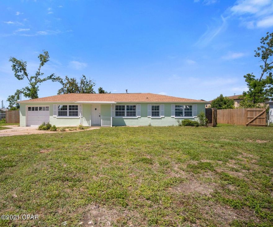 CURRENTLY UNDER CONTRACT, SELLER ACCEPTING BACKUP OFFERS' must be placed at the beginning of the Public Remarks.  INVESTOR OPPORTUNITY!  Good bones needs new roof and electrical.