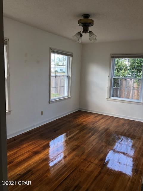 Cove Terrace 3rd Add - Residential