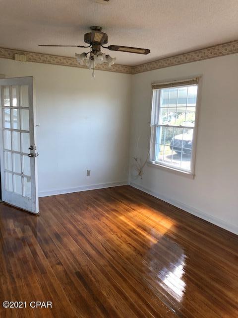 Cove Terrace 3rd Add - Residential