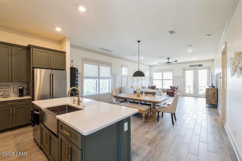 Shallow Reed On The Bay - Residential