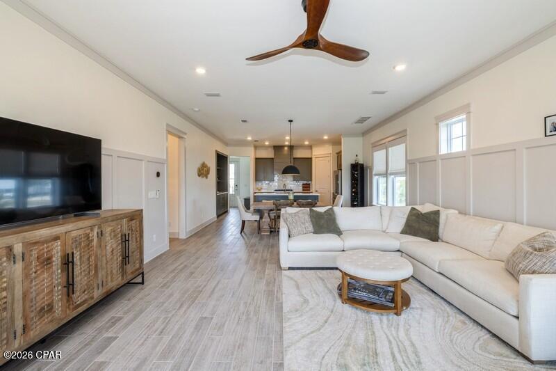 Shallow Reed On The Bay - Residential