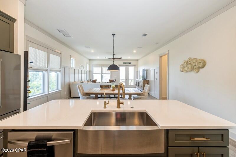 Shallow Reed On The Bay - Residential