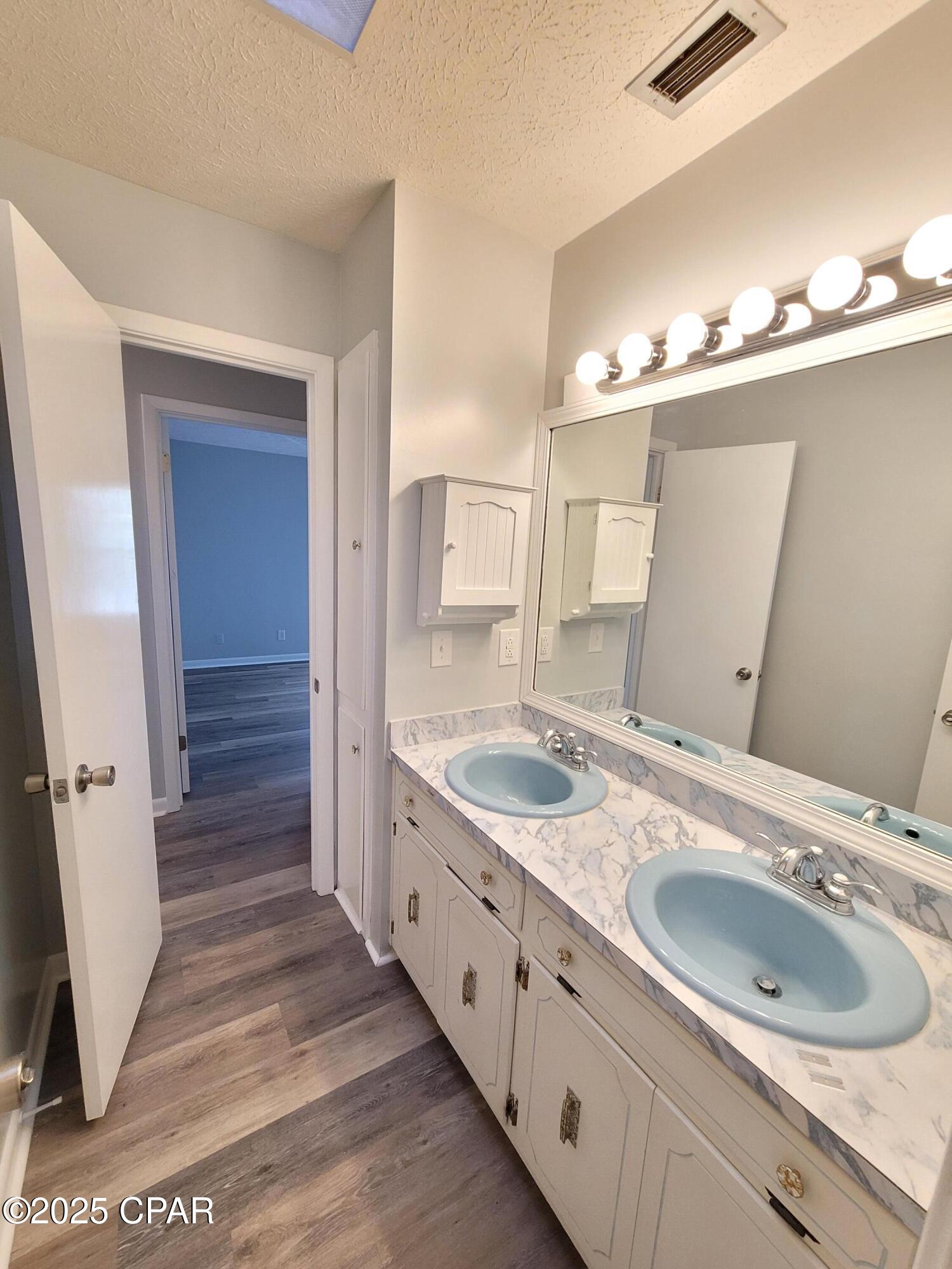 Kings Point - Residential Lease