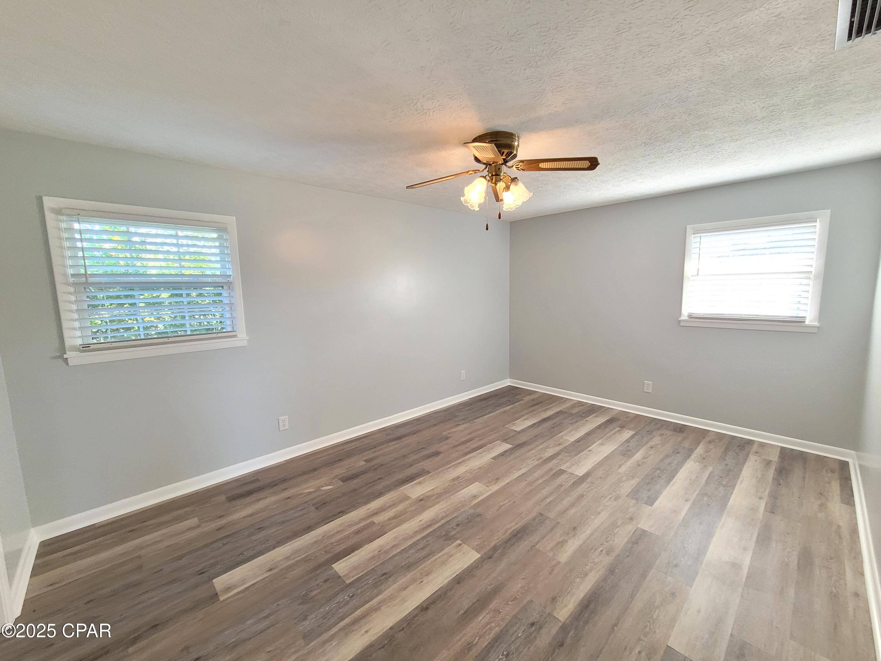 Kings Point - Residential Lease