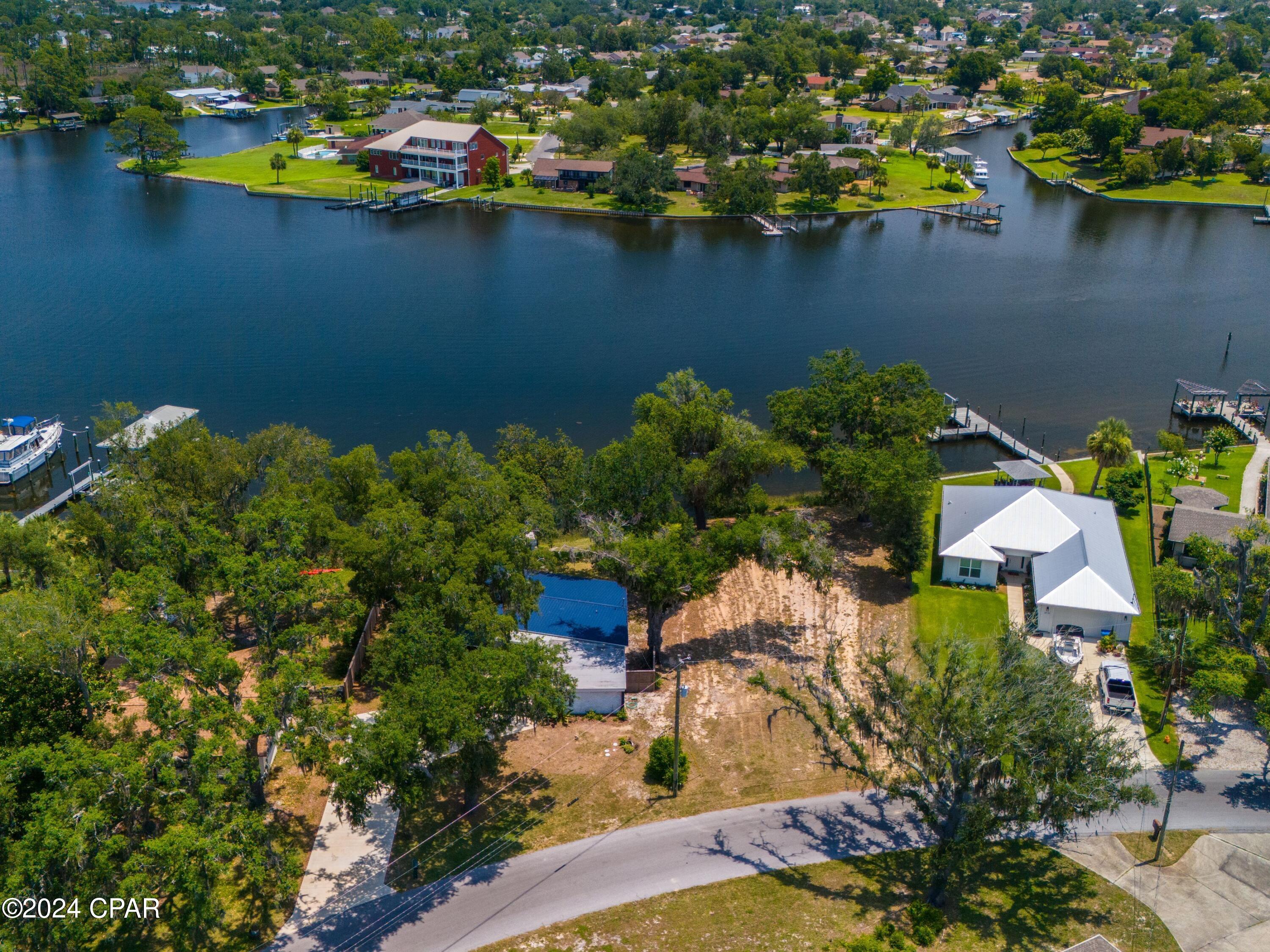 Shoreline Properties#1 - Land
