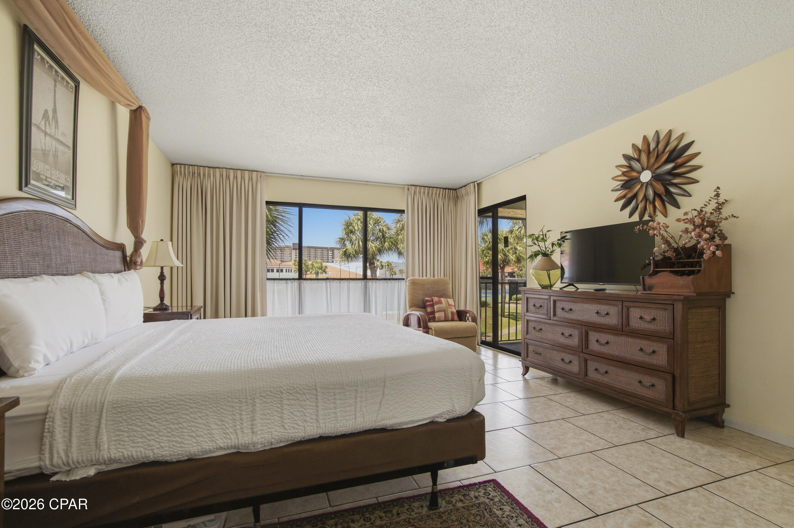 River Oaks Tennis Villas - Residential