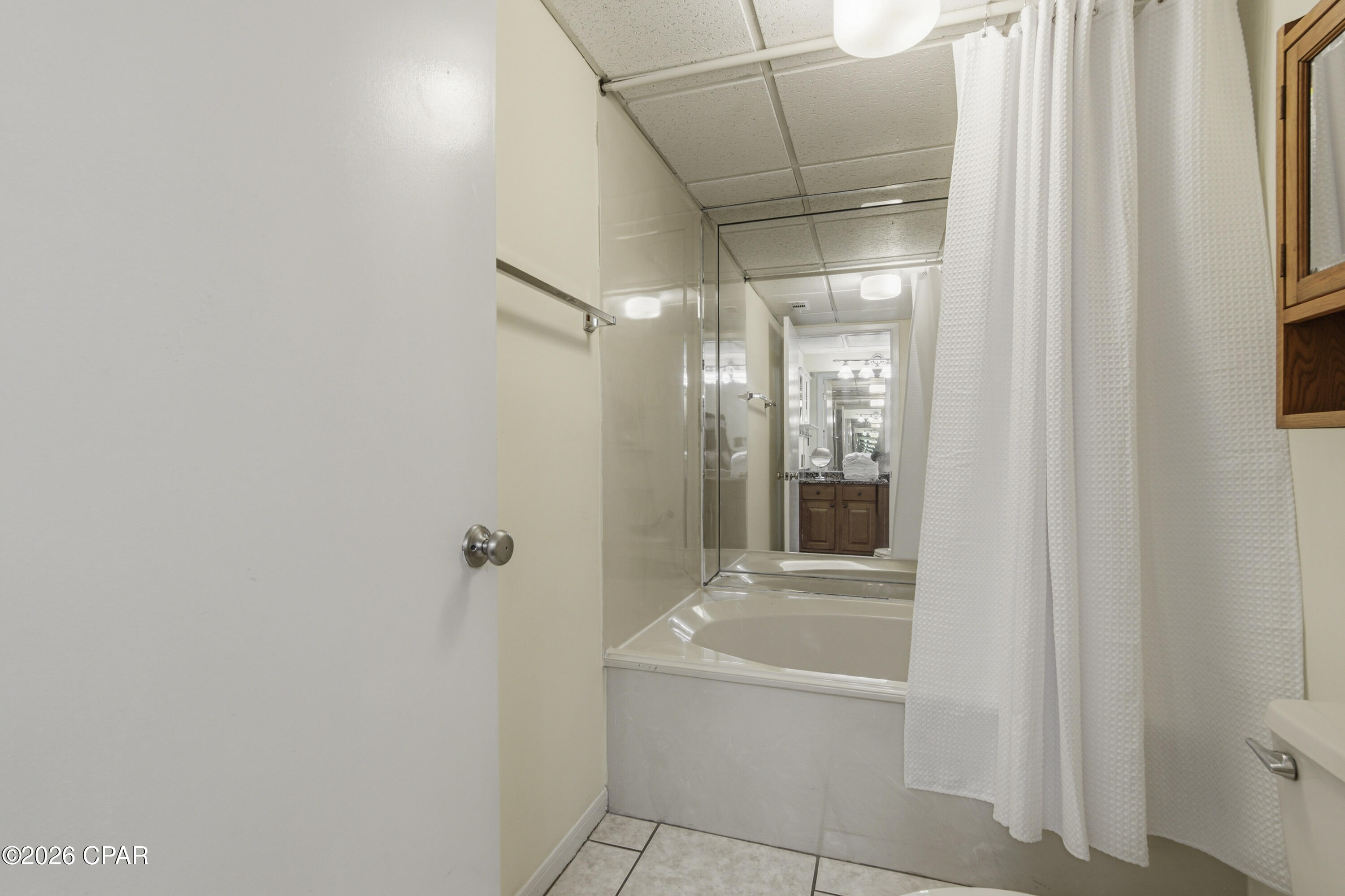 River Oaks Tennis Villas - Residential