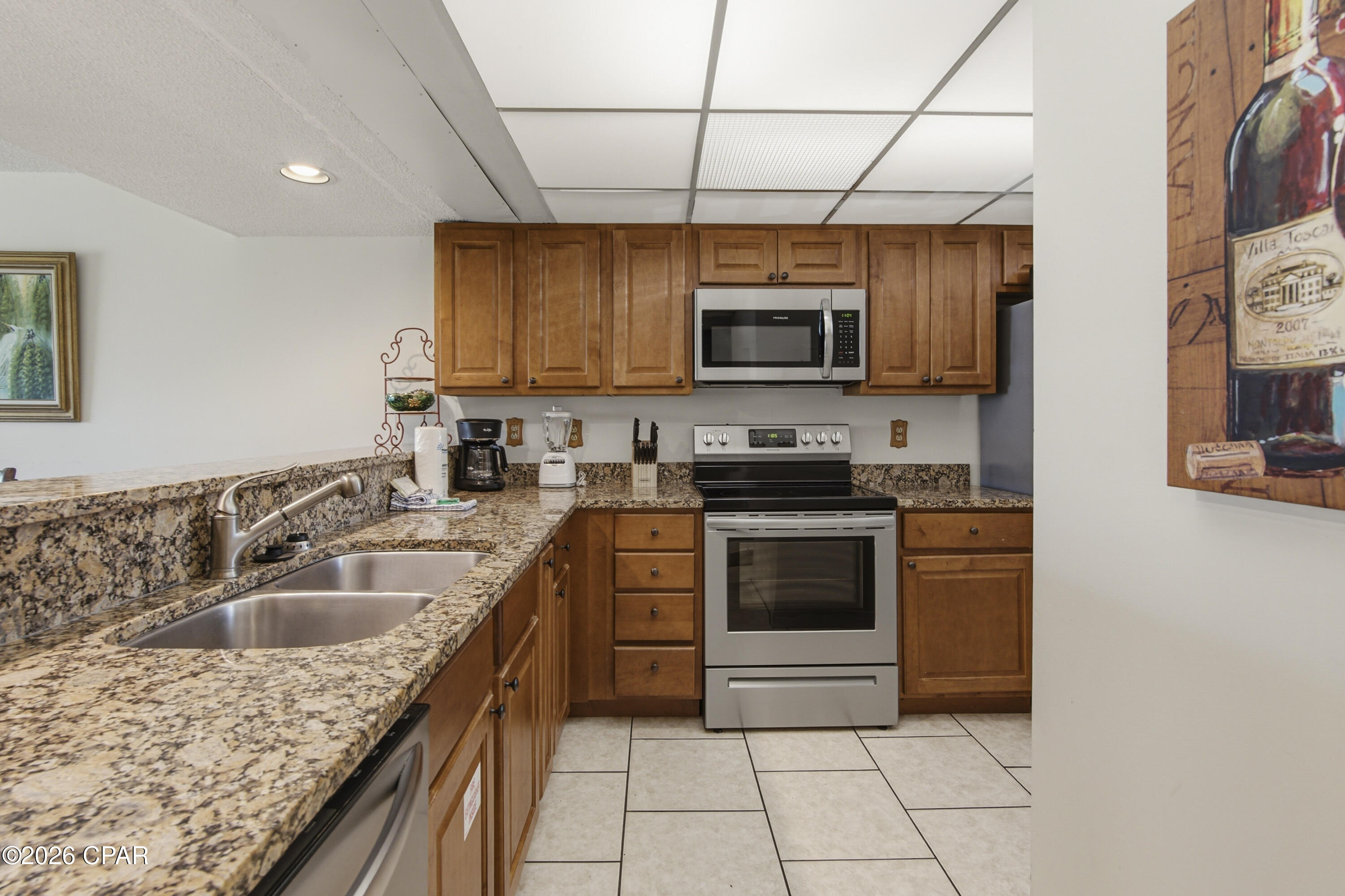 River Oaks Tennis Villas - Residential