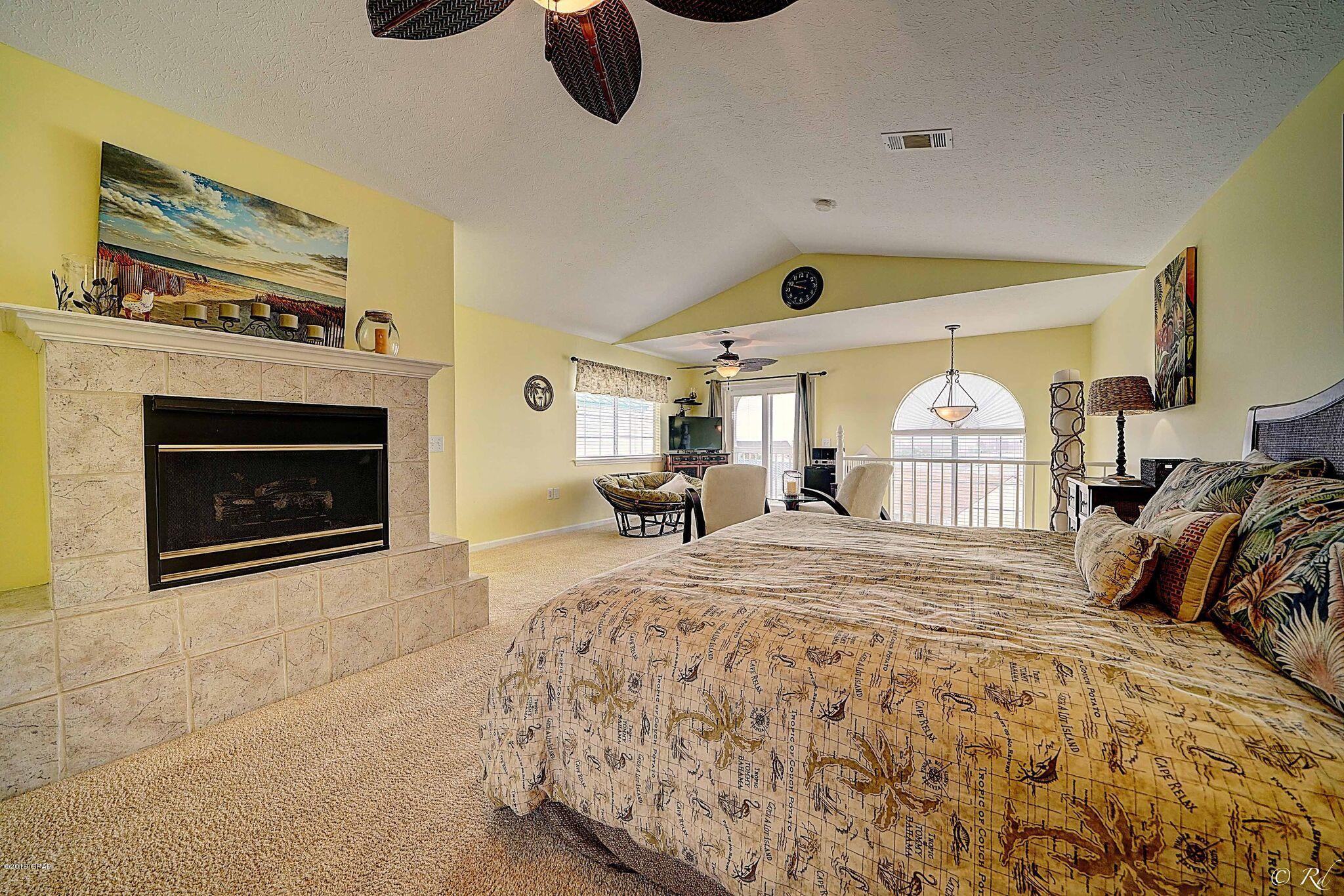 The Palms - Residential